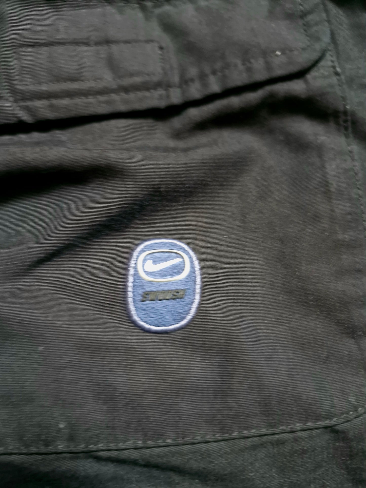 Nike Vintage Early 2000's Black 3/4 Cargo Shorts