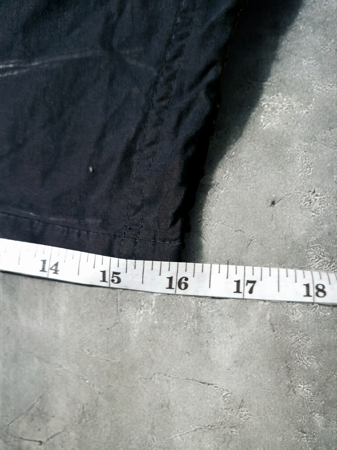 Nike Vintage Early 2000's Black 3/4 Cargo Shorts