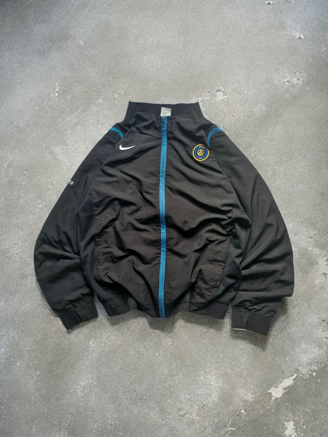Nike Vintage Early 2000's T90 Black & Blue Tracksuit