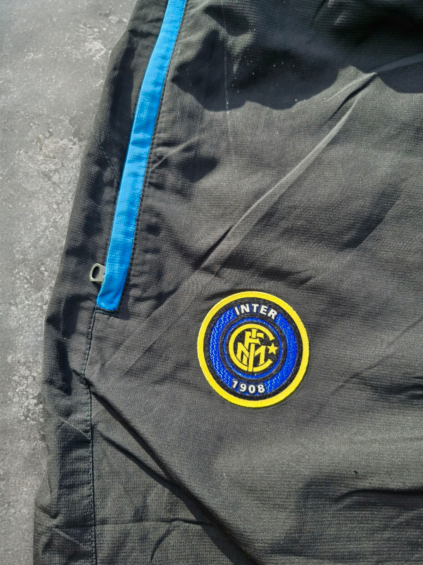 Nike Vintage Early 2000's T90 Black & Blue Tracksuit