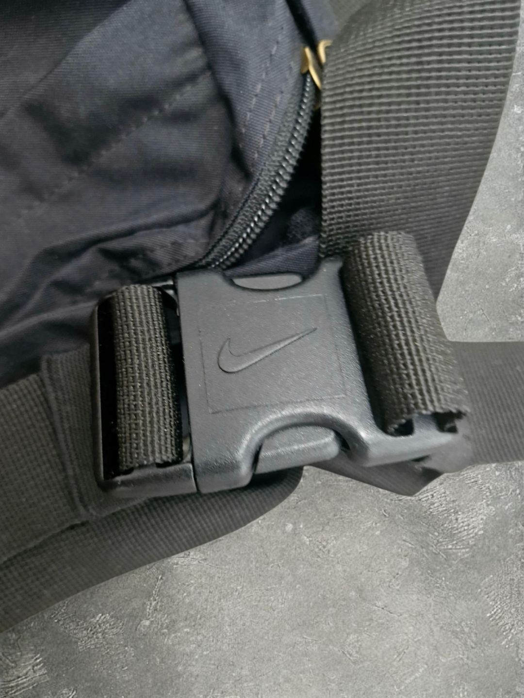 Nike Vintage Black & Yellow Waist/Sling Bag
