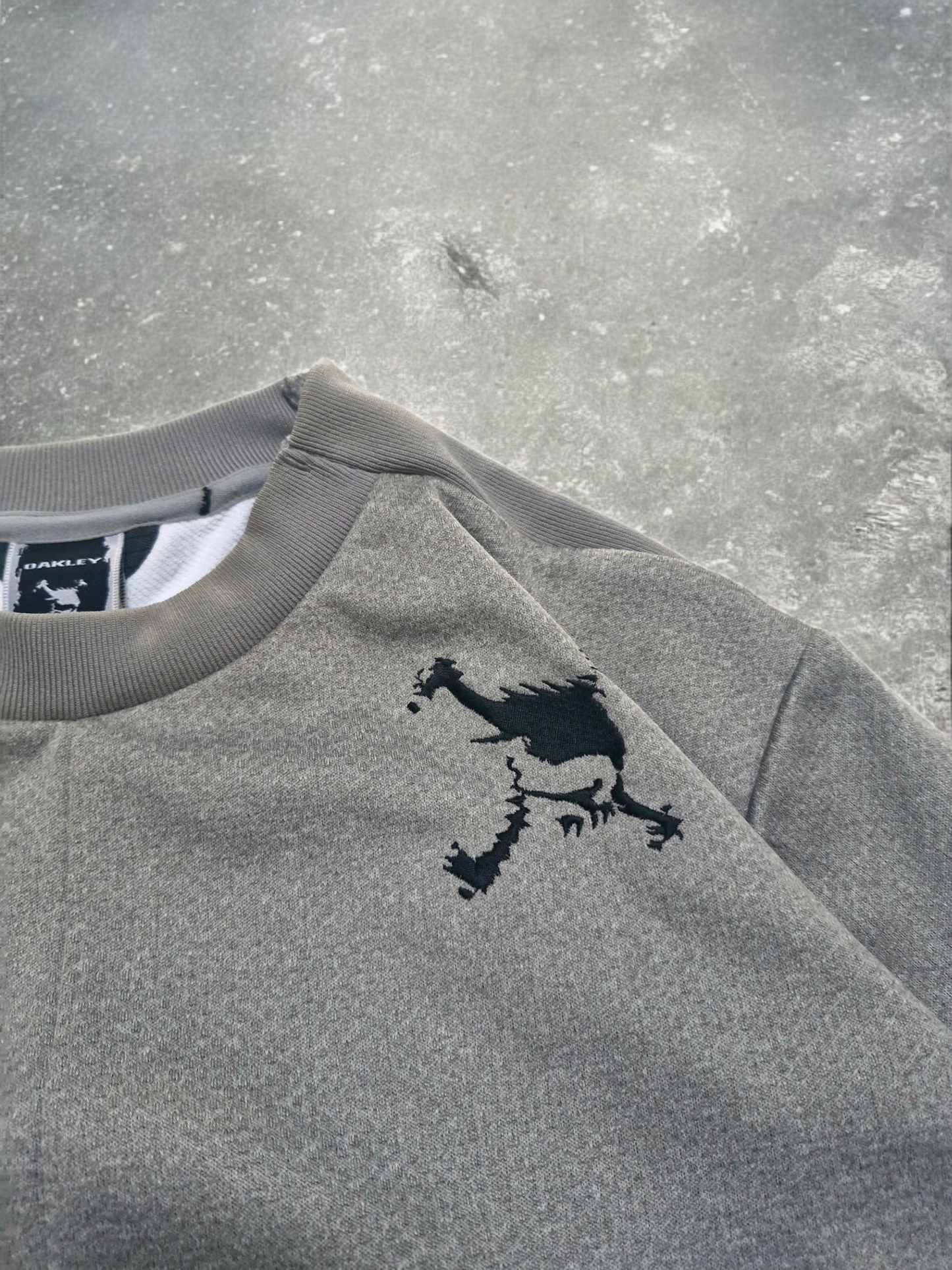 Oakley Vintage Embroided Logo Grey Patterned Jumper