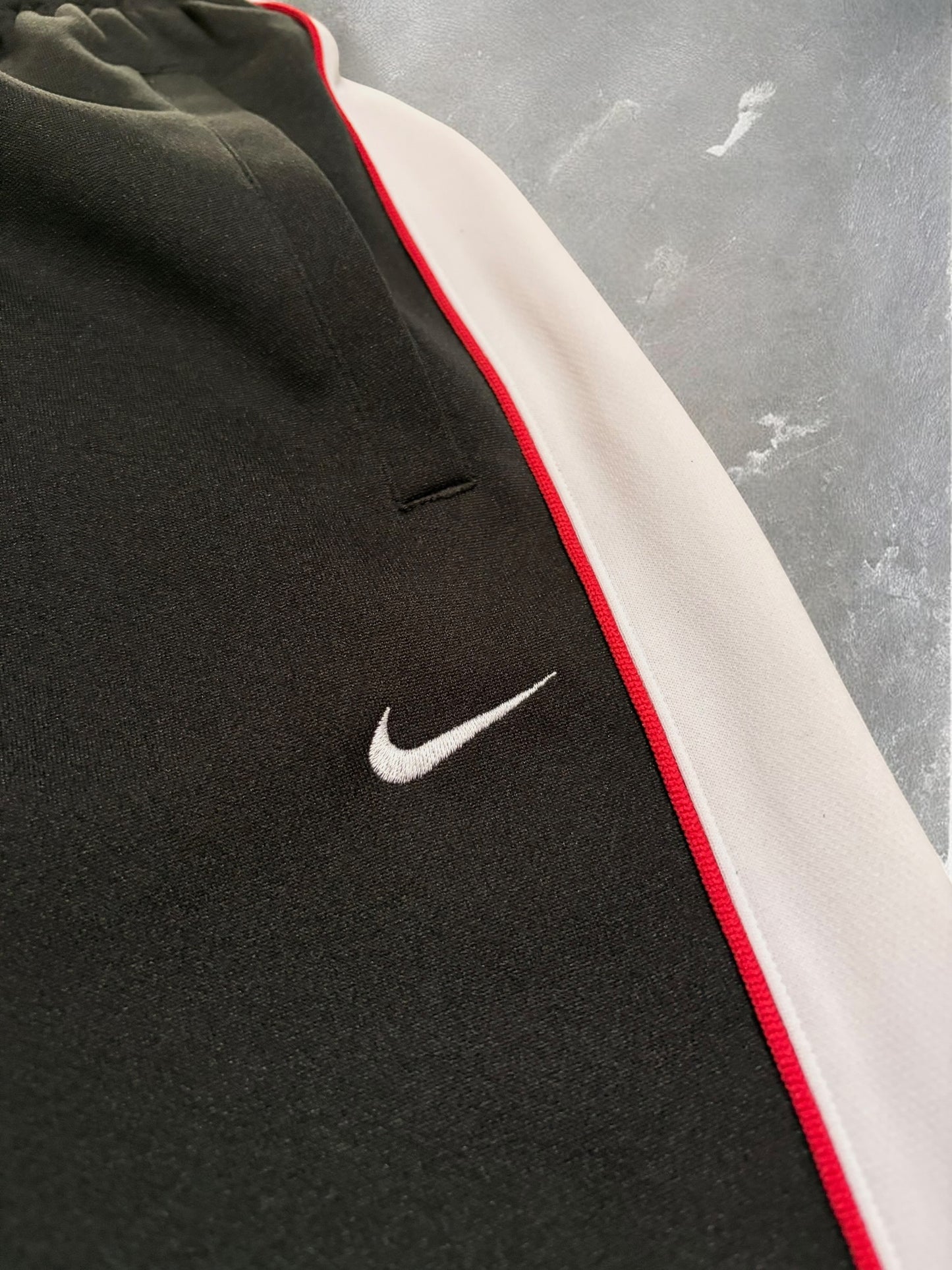 Vintage Early 2000s Nike Black & White Red Trim Trousers
