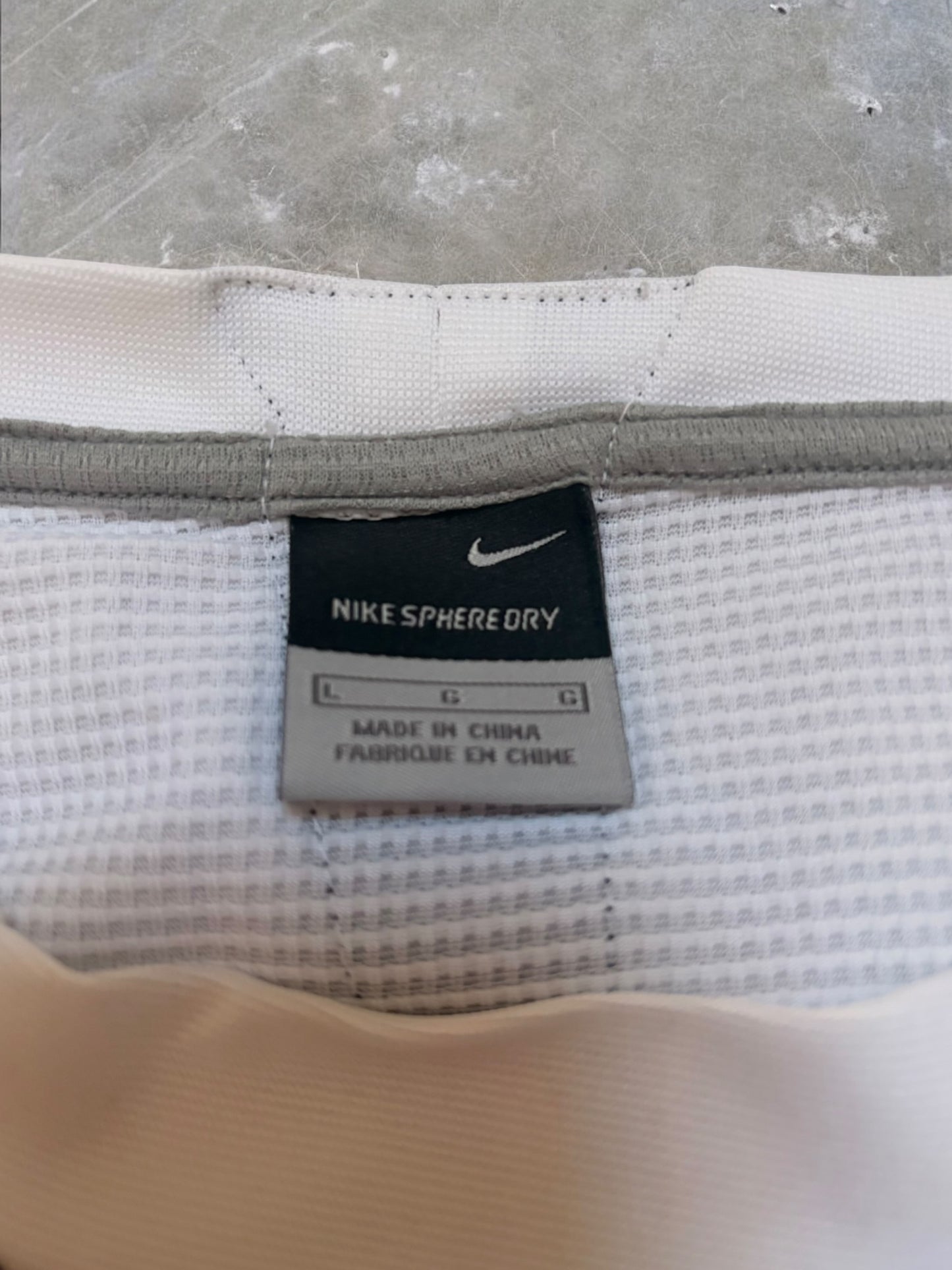 Vintage Early 2000s Nike Sphere Dry Black & White T90 Panelled Tee