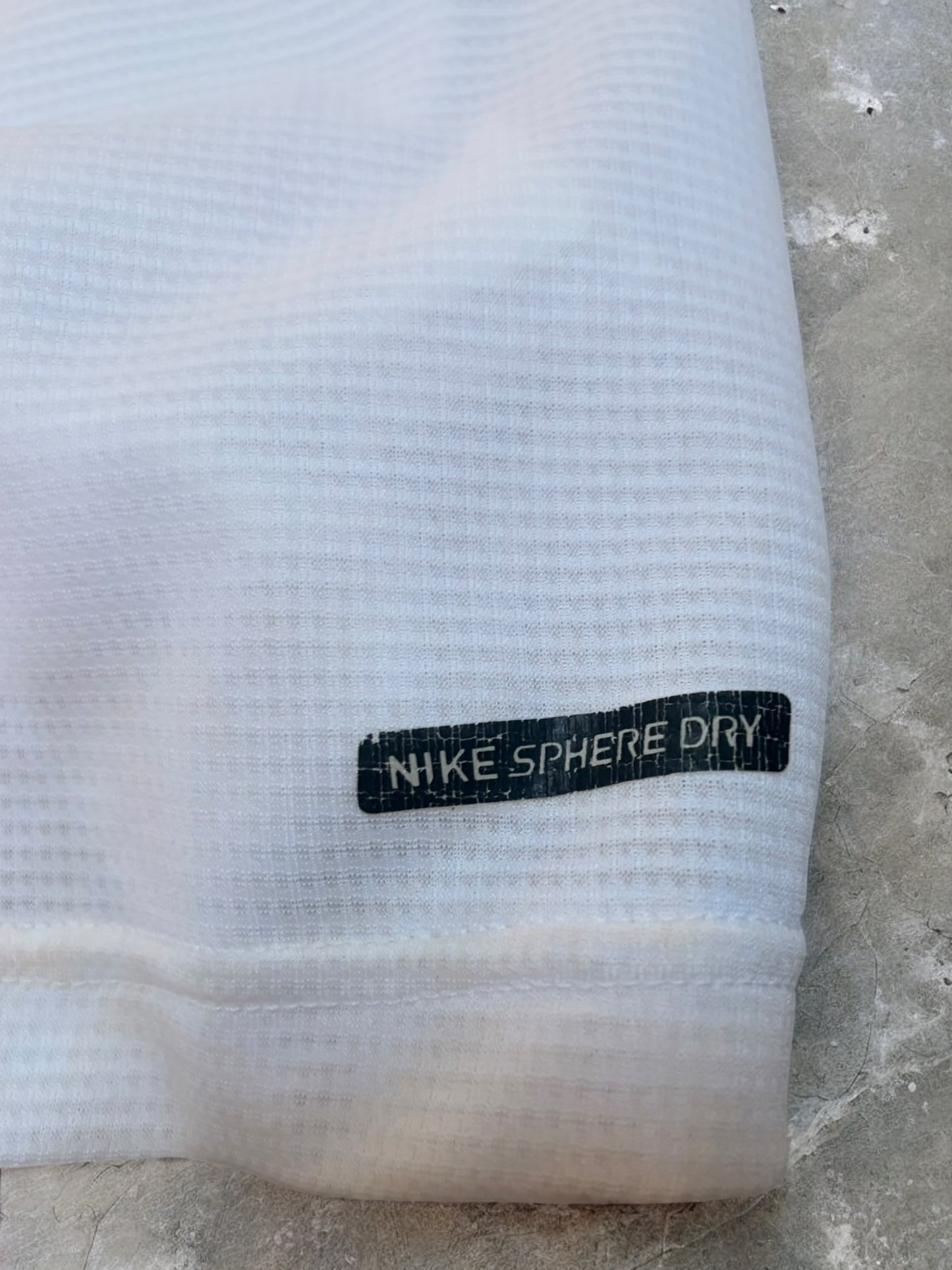 Vintage Early 2000s Nike Sphere Dry Black & White T90 Panelled Tee