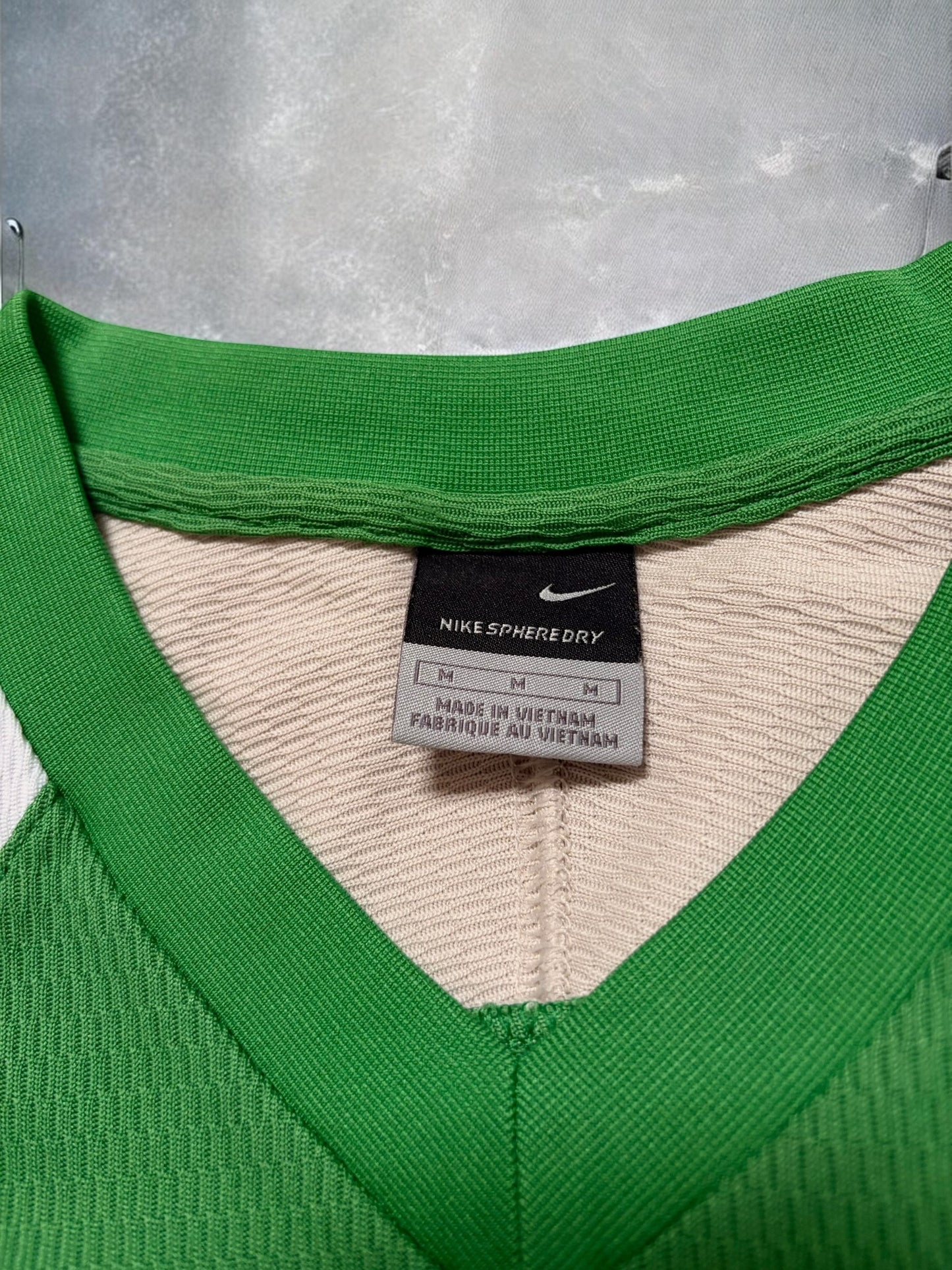 Vintage Early 2000s Nike Sphere Dry Green, Cream & White Panelled Tee