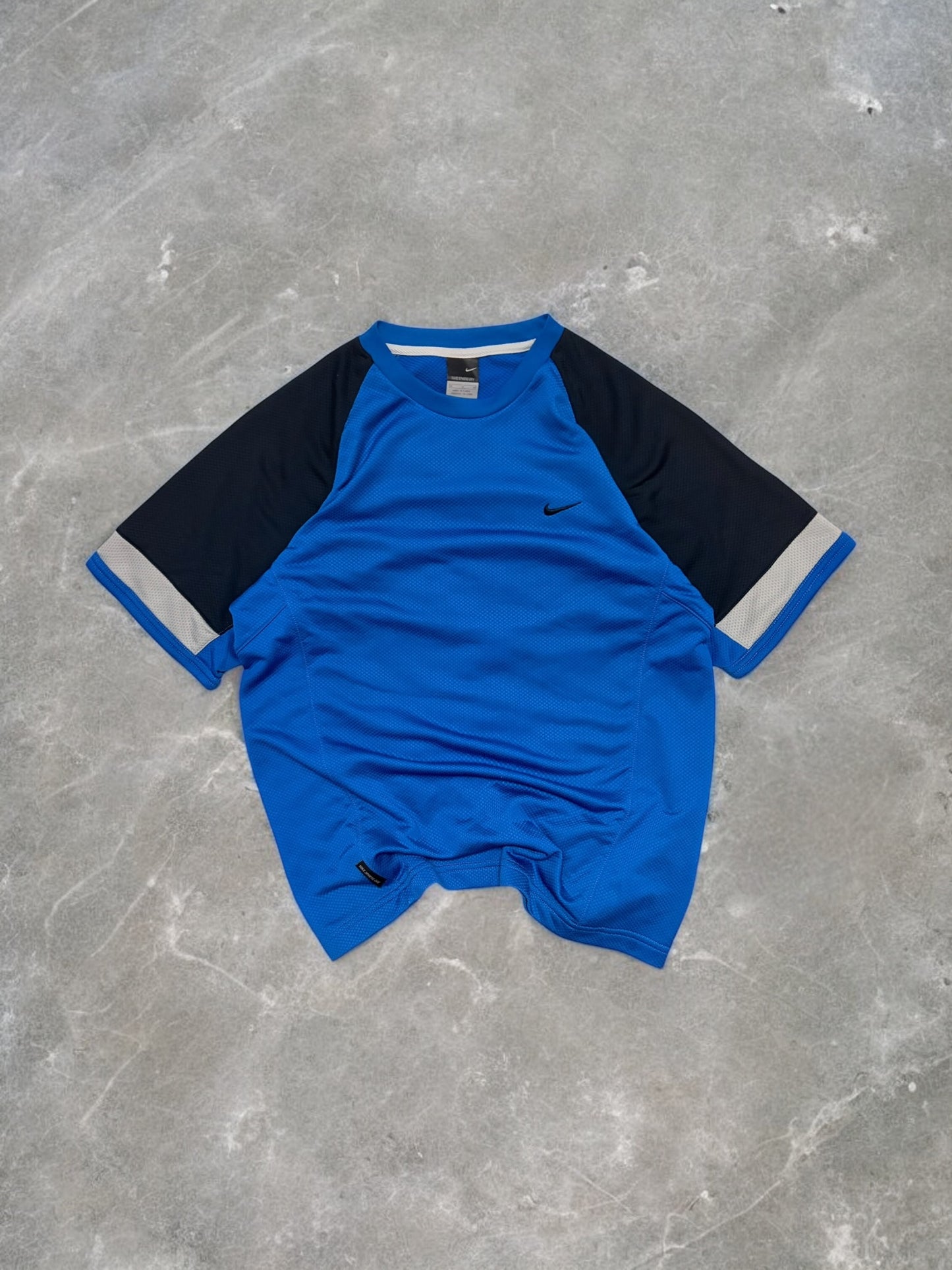 Vintage Y2K Nike Sphere Dry Panelled T-Shirt