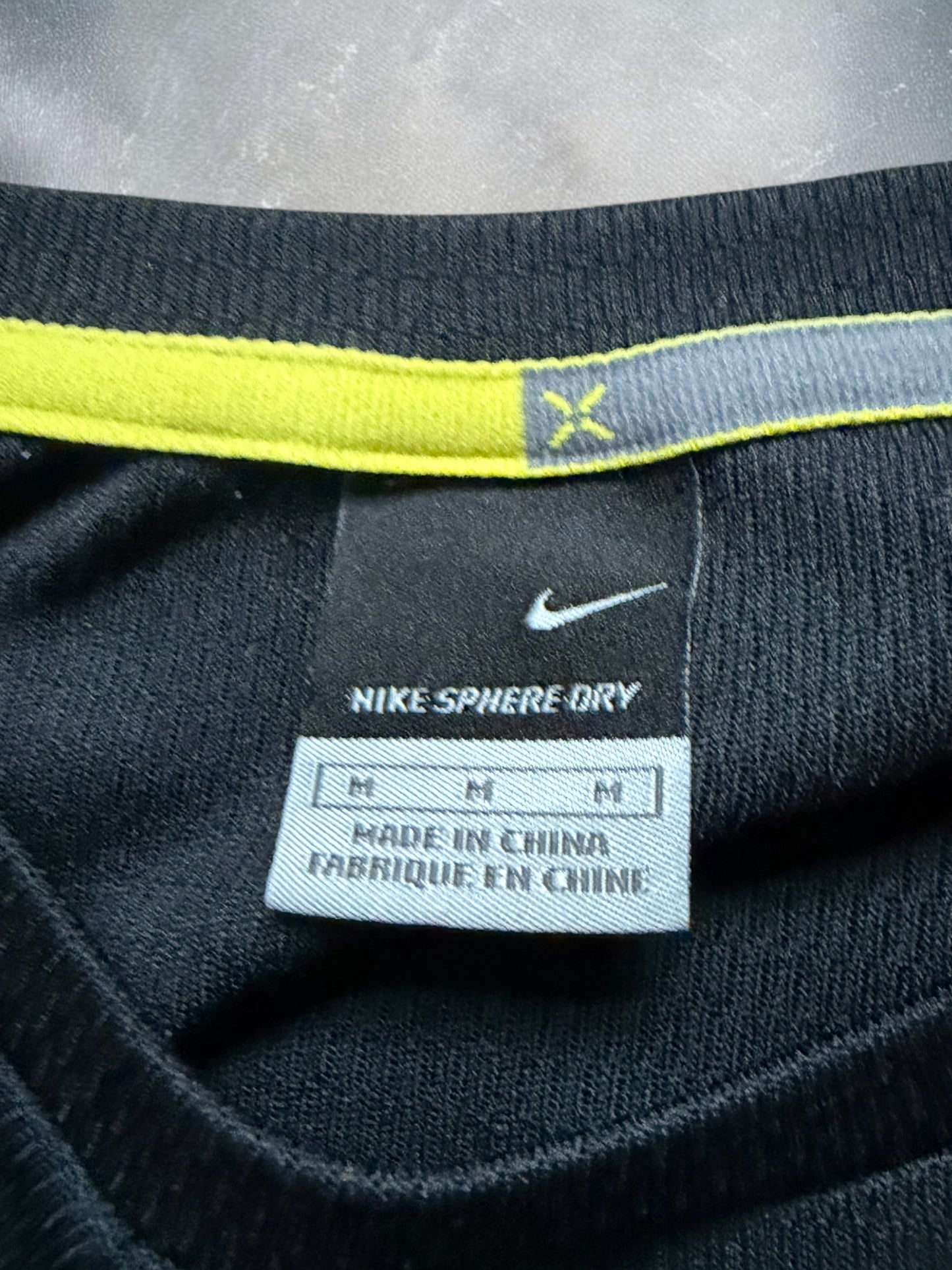 Nike Sphere Dry Early 2000s Black & Yellow Trim Long Sleeve Tee