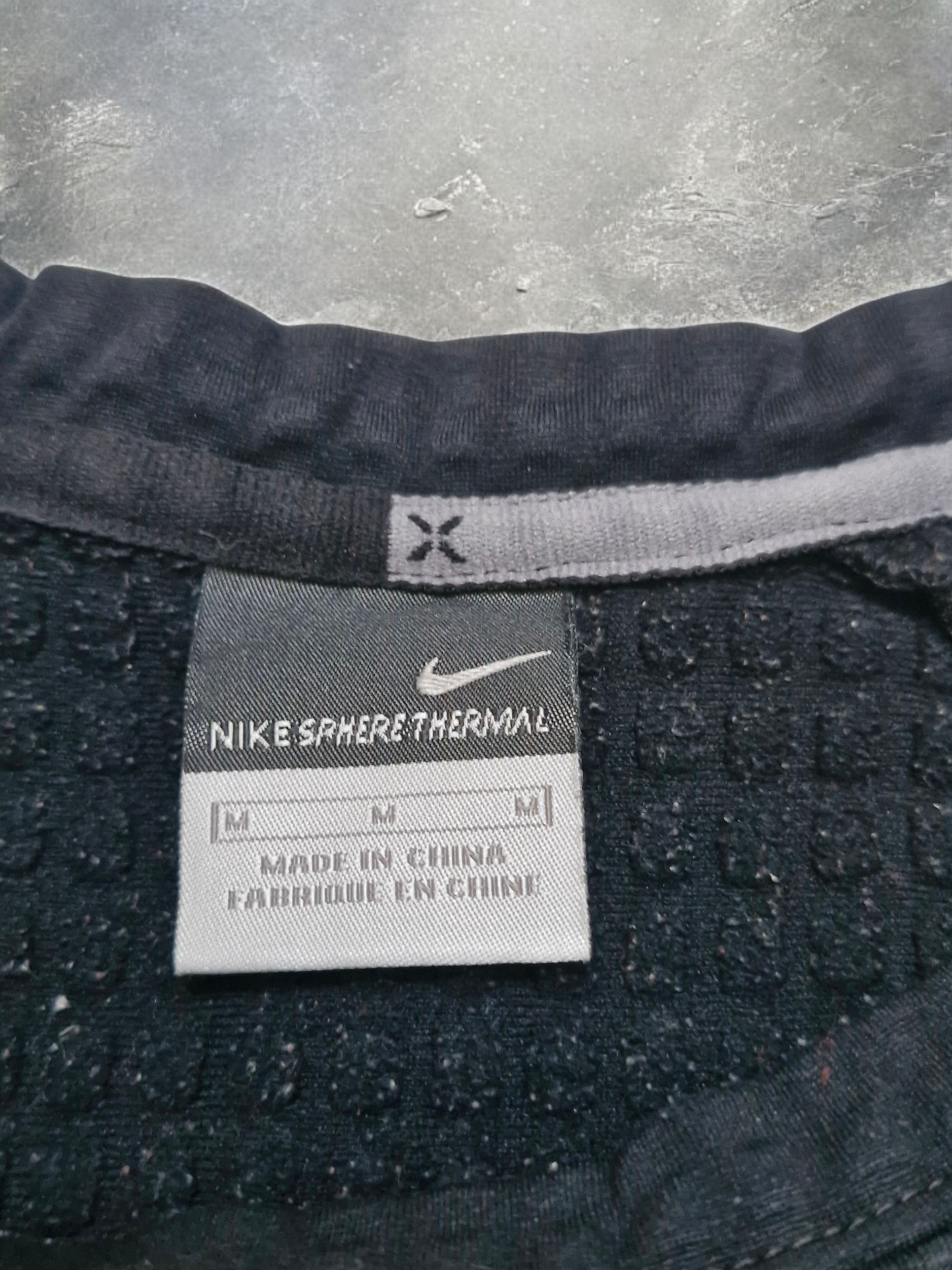 Nike Sphere Thermal Black, Grey & Neon Heavyweight Thermal Top
