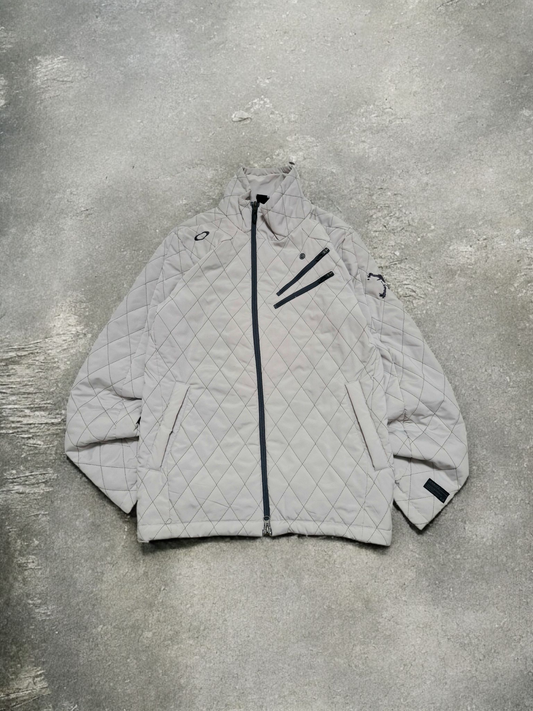 Oakley Vintage White Quilted Down Fill Puffer Coat