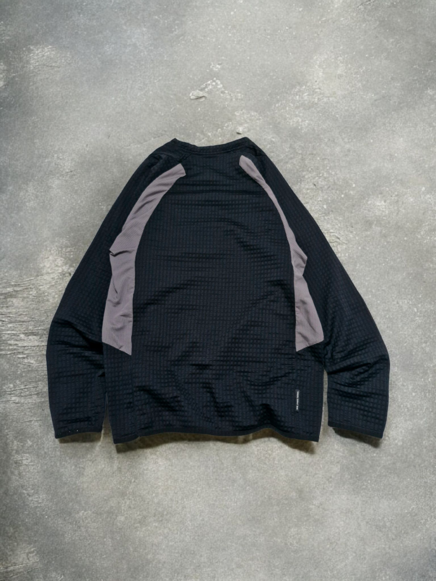 Nike Sphere Thermal Black, Grey & Neon Heavyweight Thermal Top