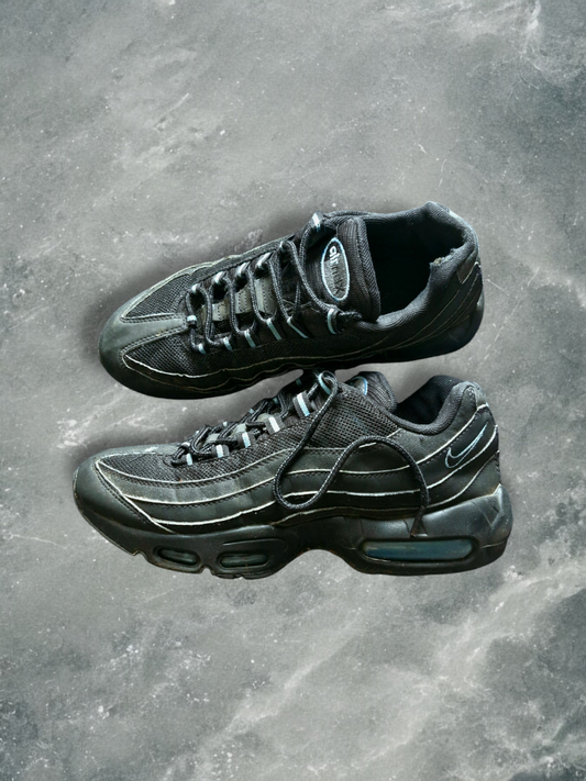 Nike Black & Blue Airmax 95