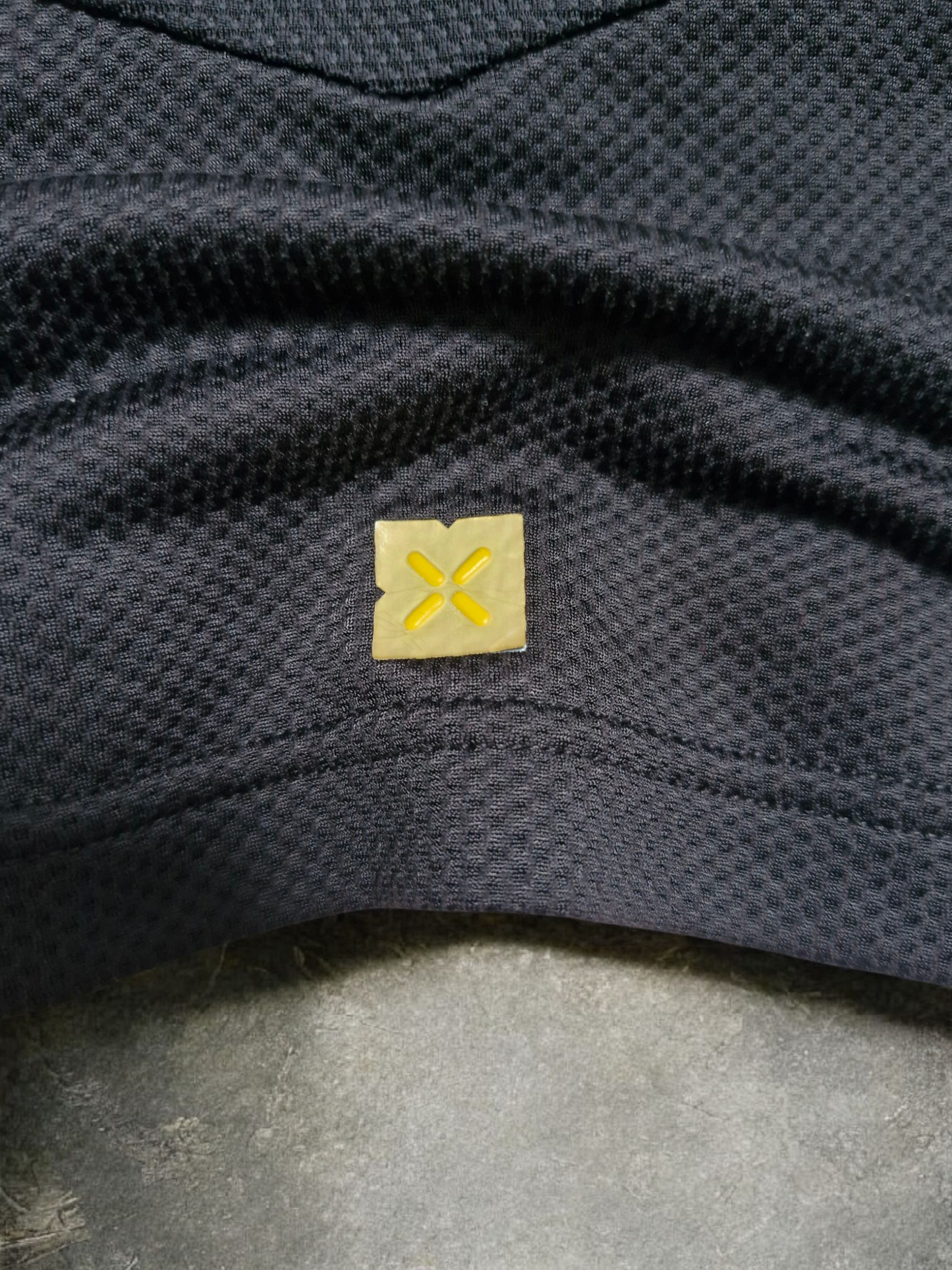 Nike Sphere Dry Black Trim Lined Tee