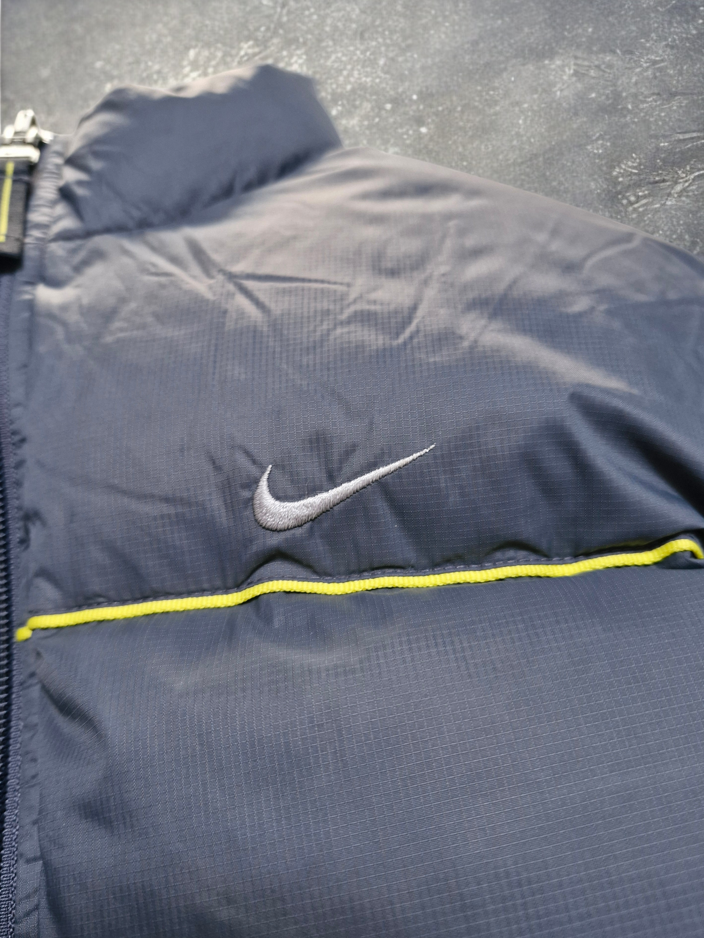 Nike Vintage Y2K Grey & Yellow Reversible Trim Lined Puffer Coat