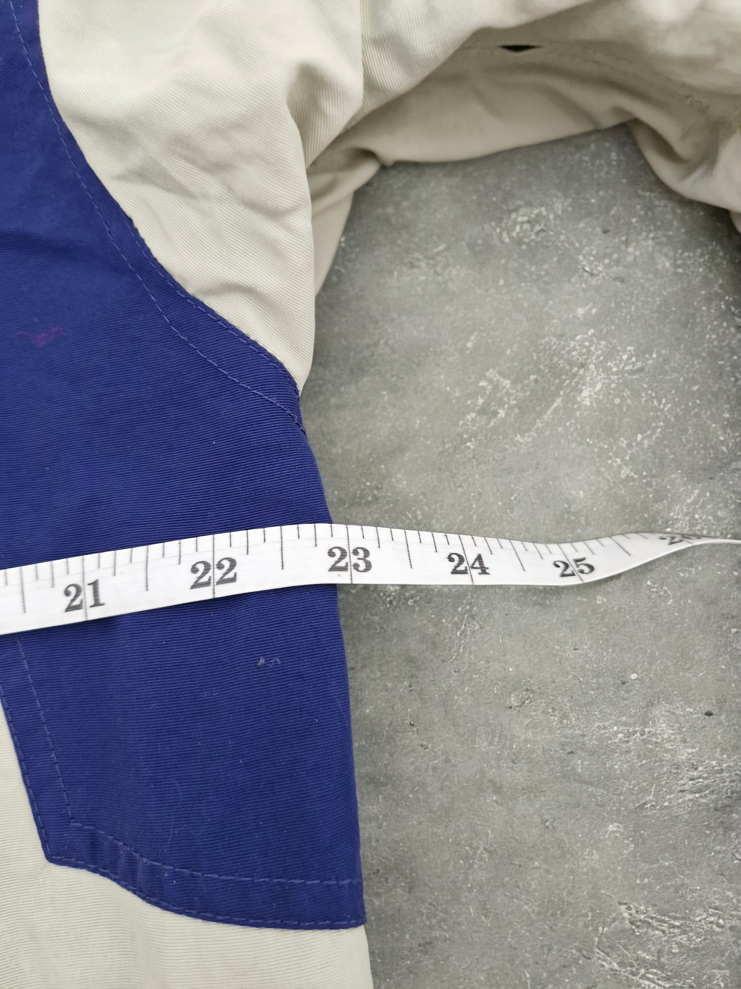 Helly Hansen Vintage Cream & Blue Panelled Technical Ski Jacket