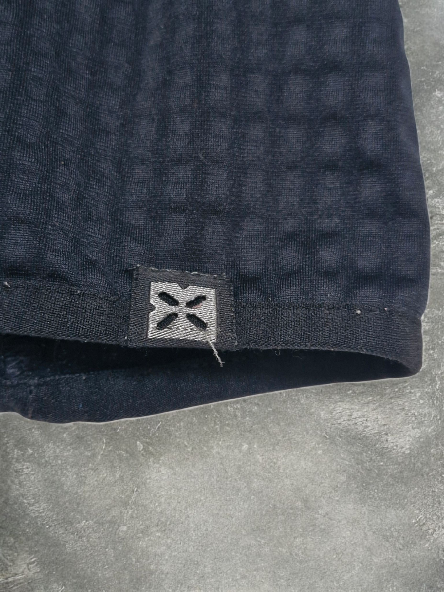 Nike Sphere Thermal Black, Grey & Neon Heavyweight Thermal Top